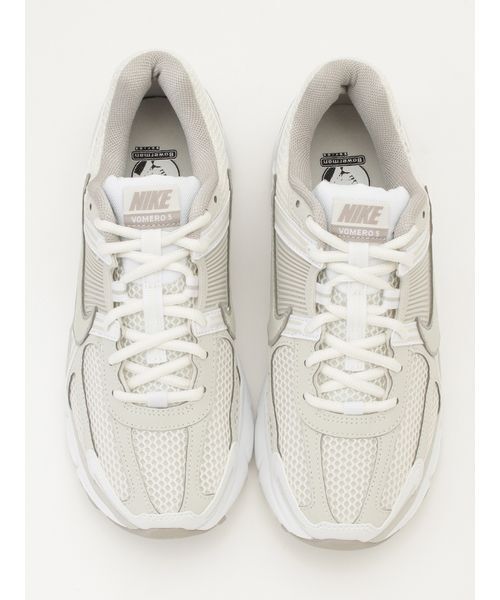 NIKE（ナイキ） スニーカー 「NIKE」FJ2028-107 ウィメンズ ズーム