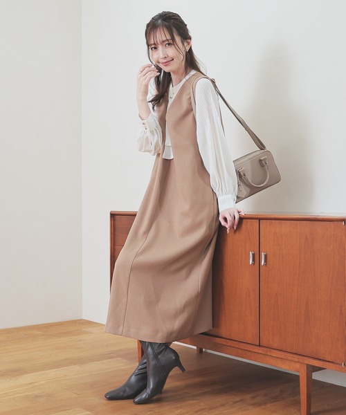 GLACIER lusso（グラシアルッソ） ジャンパースカート Vネック