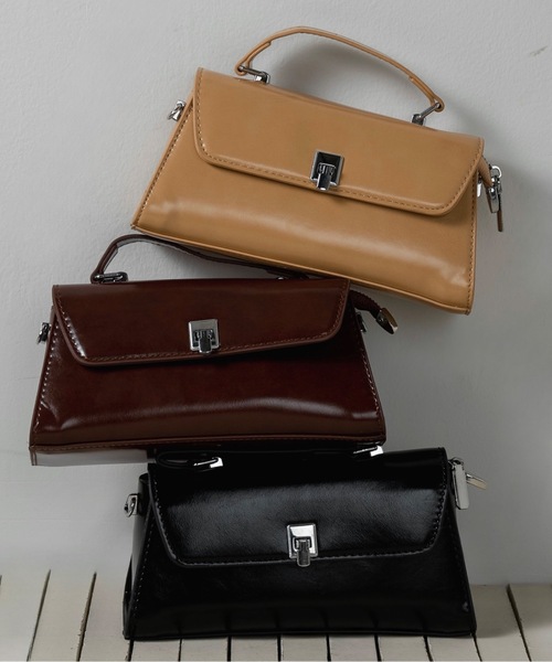 lawgy（ラウジー） ショルダーバッグ バッグ 2way square buckle point 