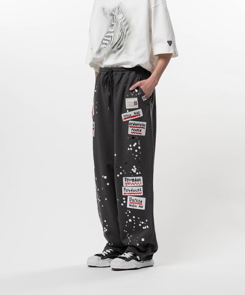 スウェットパンツ ジャージ Embellished Sticker Sweat Pants メンズの画像