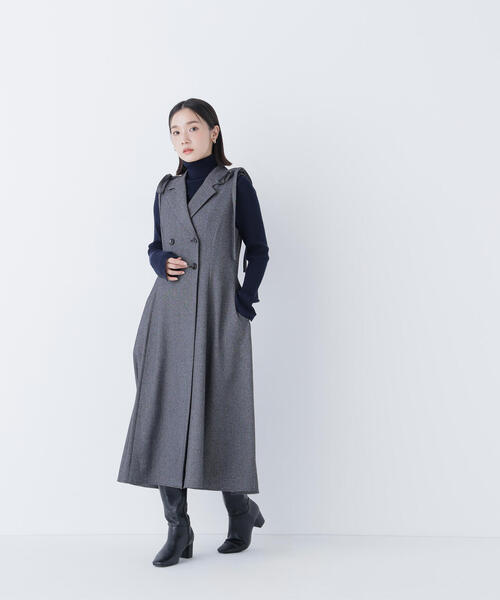 「NATURAL BEAUTY BASIC」 ノースリーブワンピース SMALL ベージュ レディースの画像
