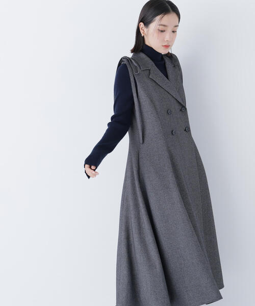 「NATURAL BEAUTY BASIC」 ノースリーブワンピース SMALL ベージュ レディースの画像