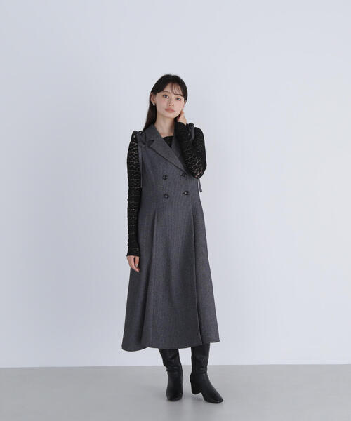 「NATURAL BEAUTY BASIC」 ノースリーブワンピース SMALL ベージュ レディースの画像
