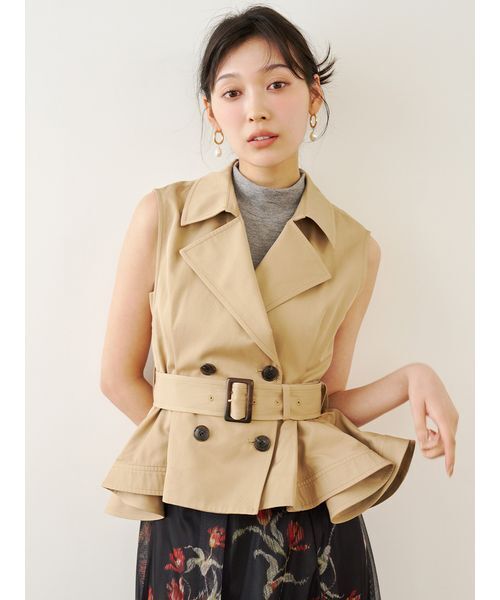 LILY BROWN（リリーブラウン） コート アウター ランダムヘムペプラム