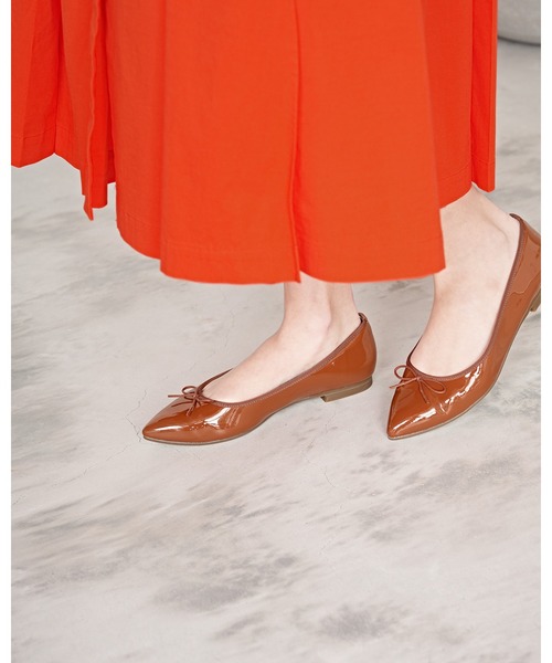 【美品】フランス製 レペット ポインテッドトゥ エナメル フラット パンプス 美品】フランス製 レペット ポインテッドトゥ エナメル フラット