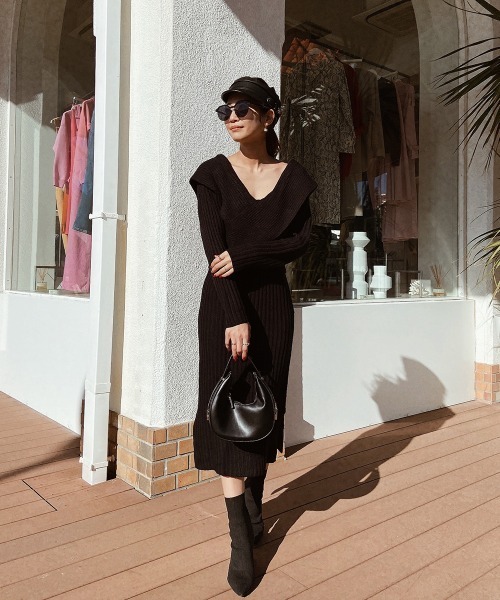 エストレジャ　ニットワンピース　チャコール esutoreja（エストレジャ） ワンピース デザインニットスリット