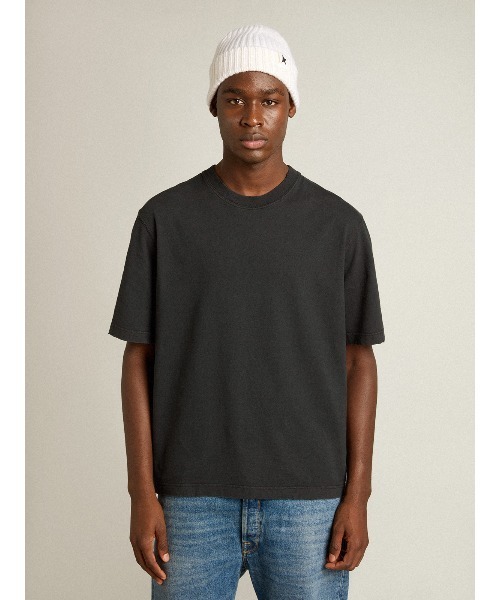 tシャツ Tシャツ（ウォッシュドブラック） バックに逆さまのロゴ - Asian fit メンズ レディースの画像