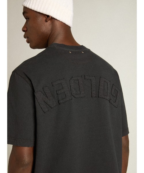tシャツ Tシャツ（ウォッシュドブラック） バックに逆さまのロゴ - Asian fit メンズ レディースの画像