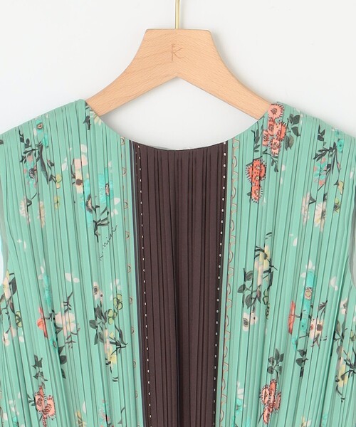 組曲（KUMIKYOKU） ワンピース スカーフパネルプリント ワンピース