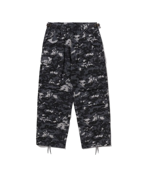 A BATHING APE（アベイシングエイプ） パンツ MULTI PIXEL CAMO M-65