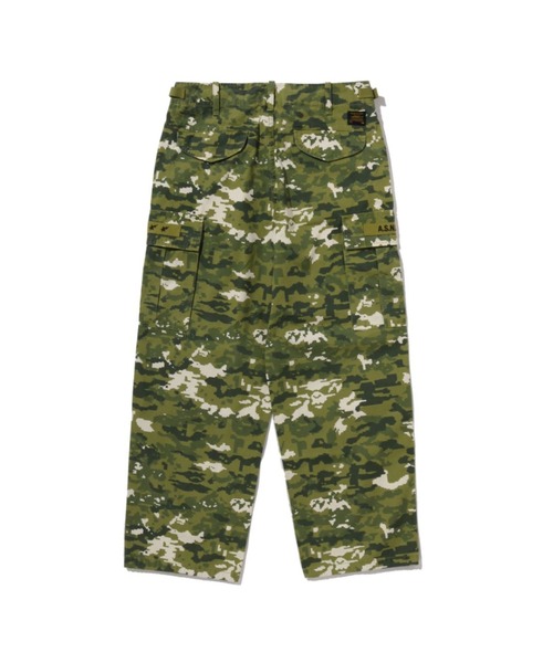 A BATHING APE（アベイシングエイプ） パンツ MULTI PIXEL CAMO M-65