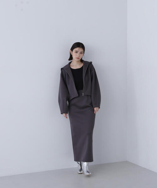 「NATURAL BEAUTY BASIC」 セットアップ MEDIUM グレー レディースの画像