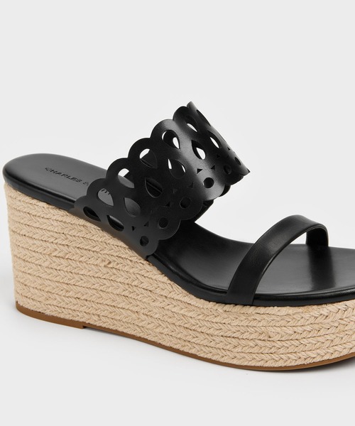 CHARLES ＆ KEITH（チャールズ&キース） サンダル カットアウト