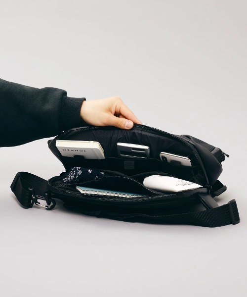 BROSKI AND SUPPLY（ブロスキーアンドサプライ） ショルダーバッグ