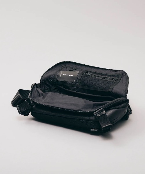 BROSKI AND SUPPLY（ブロスキーアンドサプライ） ショルダーバッグ