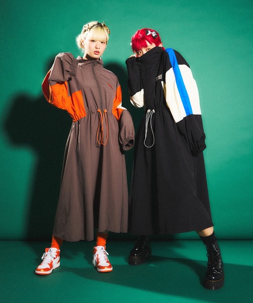 PUNYUS（プニュズ） ワンピース 切り替えナイロンワンピース