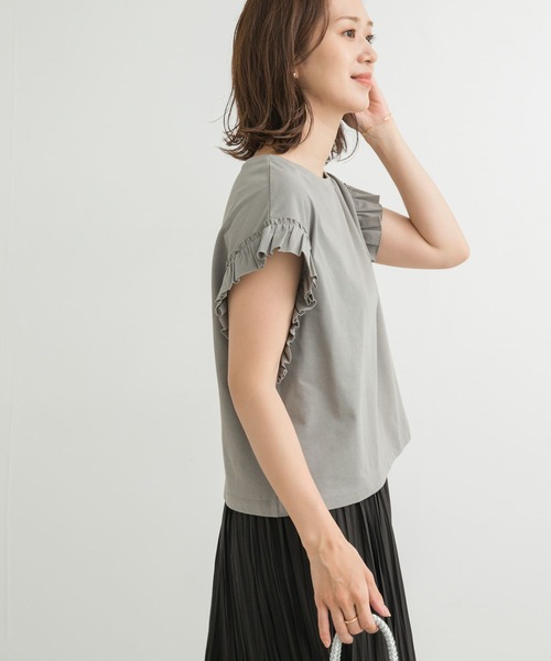 アーバンリサーチドアーズ白フリルスリーブワイドプルオーバー レーヨンTシャツ アーバンリサーチドアーズ白フリルスリーブワイドプルオーバー