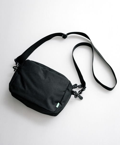 THE NORTH FACE（ザ ノースフェイス） ショルダーバッグ FREE ブラック