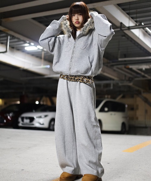 ATMARK パーカー 「フリーサイズ / UNISEX 」Radyラインストーン