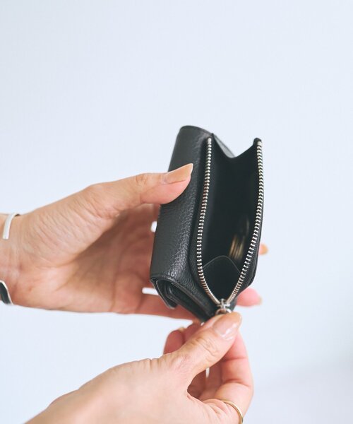 BEARDSLEY（ビアズリー） 財布 「本革」Dog刺繍ウォレット レディース