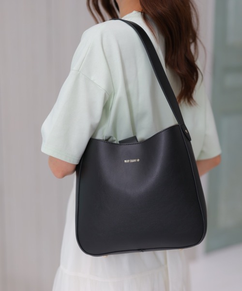 MARY QUANT  新品 ショルダーバッグ MARY QUANT/ワンポイント刺繍 ナイロン ショルダーバッグ 限定展開