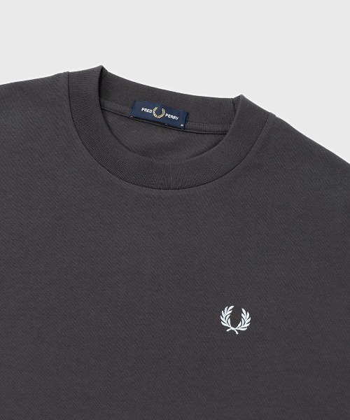 FRED PERRY（フレッドペリー） tシャツ Oversized T-Shirt