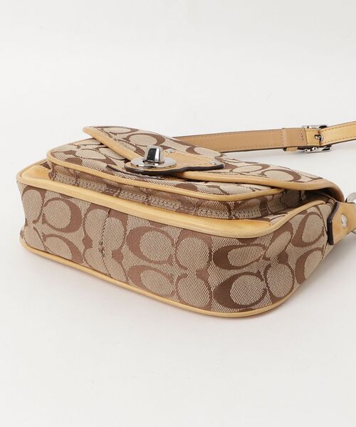 【極美品】COACH シグネチャー ショルダーバッグ ベージュ COACH（コーチ） シグネチャー柄 ショルダーバッグ - ベージュ