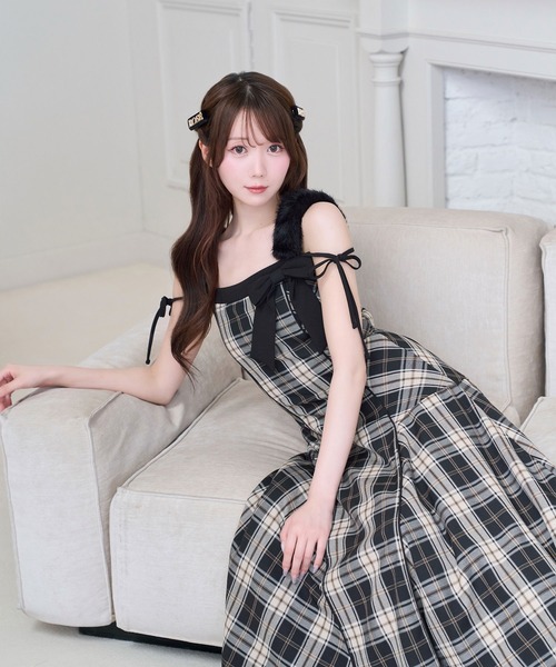 Rose Muse（ロゼミューズ） ワンピース Fur strap check cami dress
