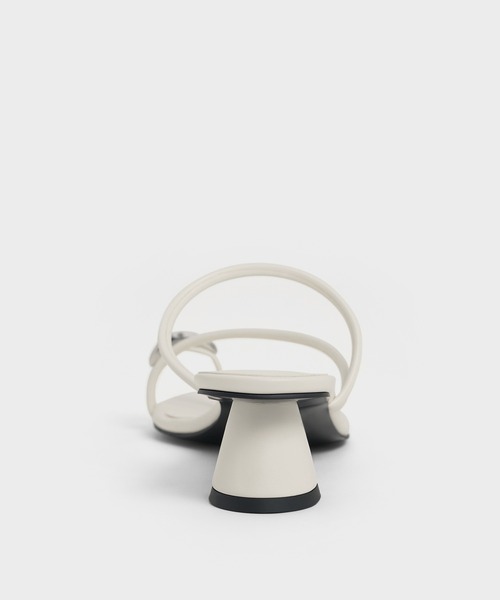 CHARLES ＆ KEITH サンダル メタリックアクセント ストラッピー