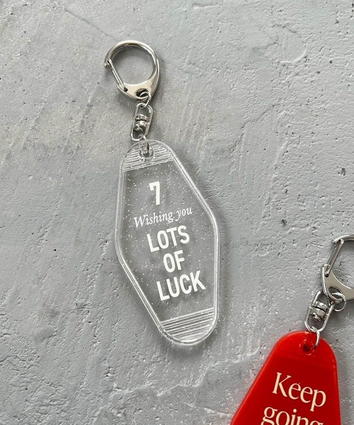 Me%（ミィパーセント） キーホルダー アクリルプレートキーチャーム