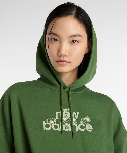 New Balance（ニューバランス） パーカー Flower フーディ レディース