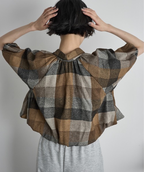 THE Yon ブラウス シャツ バルーンヘムドルマンスリーブクロップド