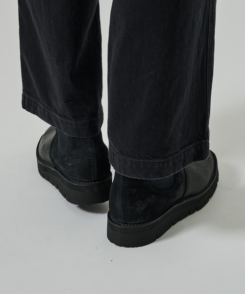 WHITE MOUNTAINEERING（ホワイトマウンテニアリング） ブーツ 「White