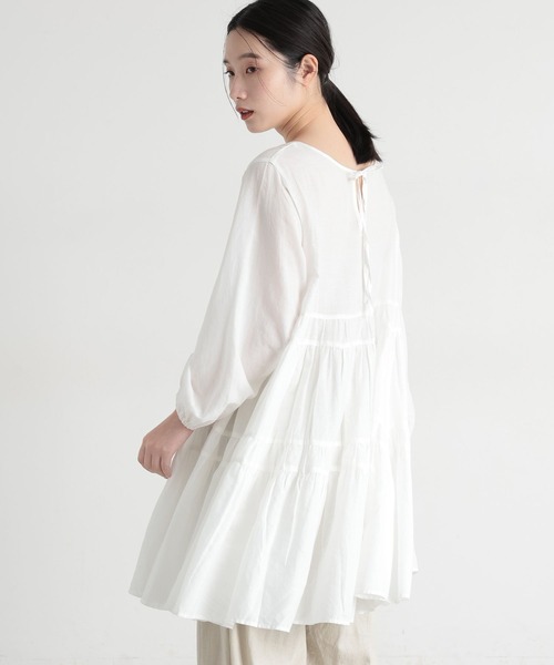 エストネーション　タフタテントラインチュニックブラウス　ホワイト　yori ダブルクロスTeeブラウス – yori shirocon