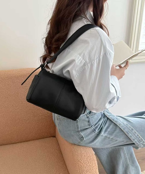 Chiina ショルダーバッグ バッグ Chiina /2way ソフトレザー