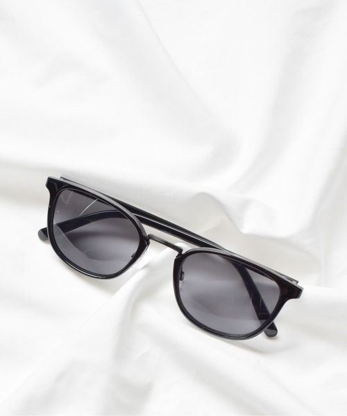 大量入荷 サングラス メタルブリッジウェリントンサングラス Umb Digital