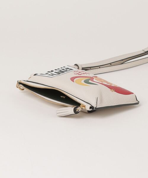 Akki　ANYA HINDMARCH ファー付 ANYA HINDMARCH（アニヤ・ハインドマーチ） スマホケース ANYA