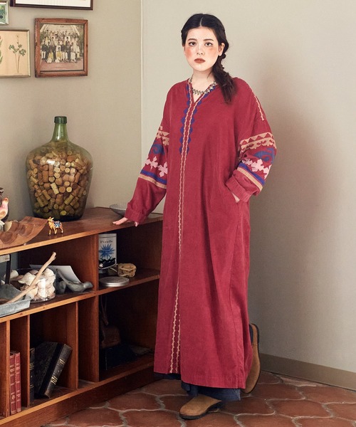 チャイハネ♥刺繍入り　ブラック　ロングワンピース スアリーワンピース(BLACK): 『チャイハネ』公式通販