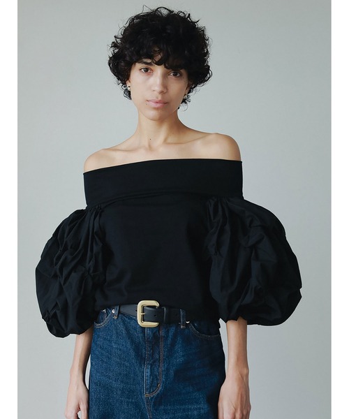 完売【HER. 】ボリュームスリーブカットトップス ボリュームスリーブカットトップス | Cut and sew | HER. Online