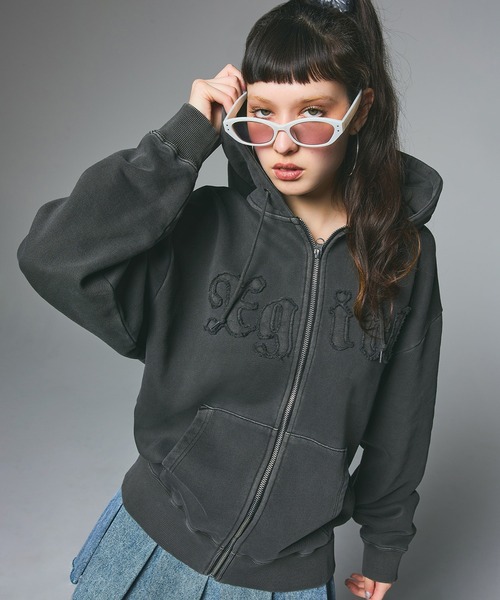 パーカー LOGO PATCH PIGMENT DYED ZIP UP SWEAT HOODIE レディース メンズ