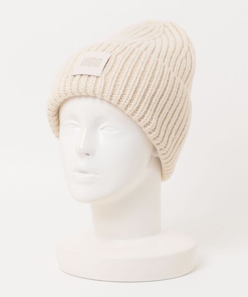 UGG ニット帽(クリーム)★新品未使用★ UGG Australia（アグオーストラリア） 「UGG」 ニットキャップ O/S