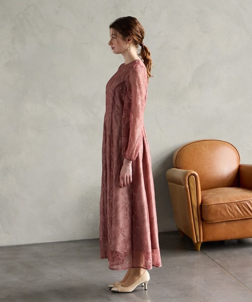 AIMER（エメ） ドレス スパンコールフラワー刺繍ロングスリーブ