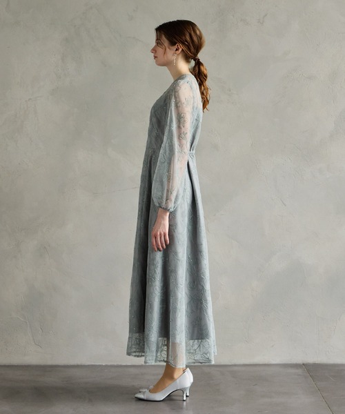 AIMER（エメ） ドレス スパンコールフラワー刺繍ロングスリーブ