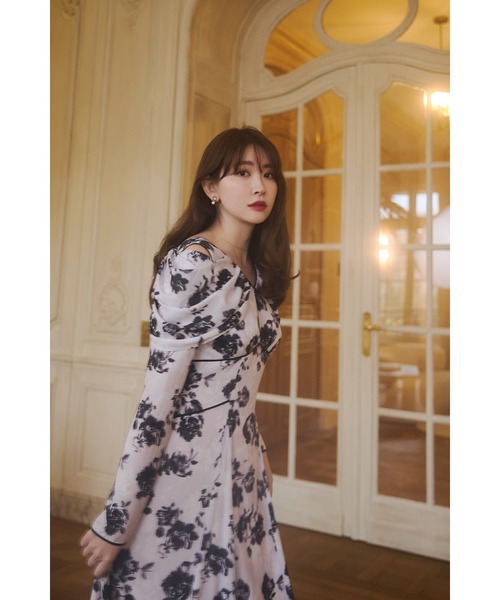 ワンピース Herlipto Winter Rose Dress herlipto Winter Floral Long sleeve Dress - メルカリ
