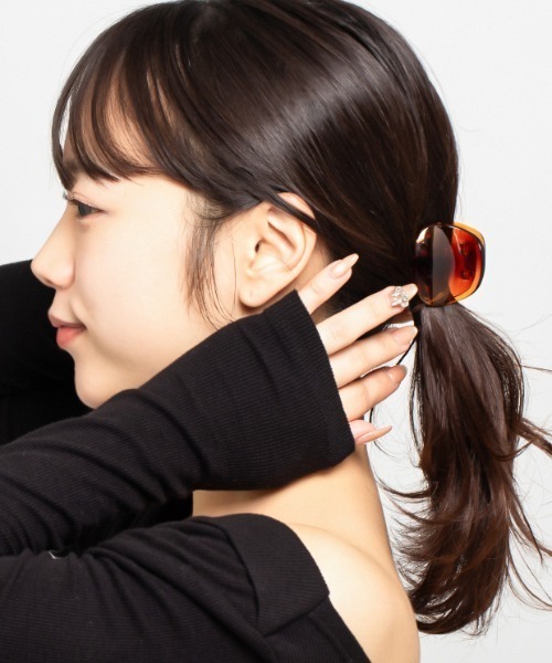 ヘアクリップ 大人っぽい ニュアンスカラー オーバル型 バンスクリップ