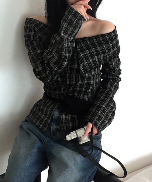 by muni:r ブラウス シャツ オフショルダーチェックシャツ