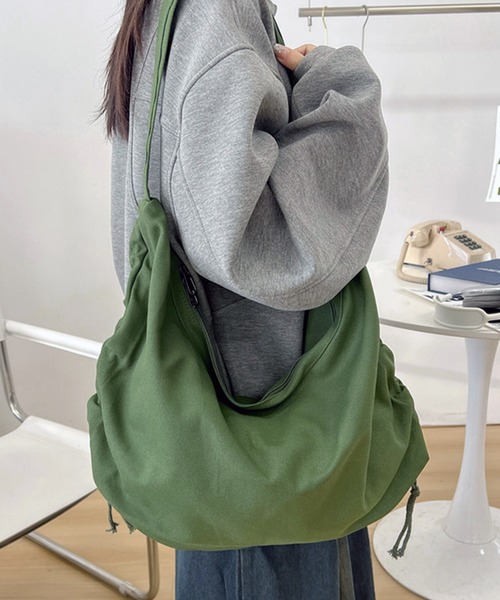 RILY ショルダーバッグ lilLilly ショルダーバッグ バッグ フリルバッグ レディース