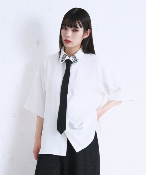 美品　エルマンノシェルヴィーノ　ホワイト シャツ 刺繍 襟付き　コットン　大きめ Ellno Loset シャツ ノーブルトロミローズ刺繍シャツ メンズ