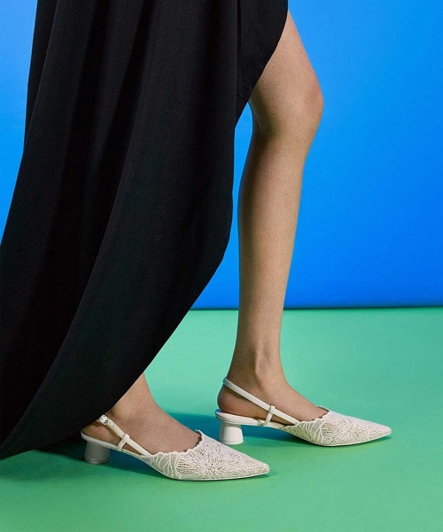 CHARLES ＆ KEITH（チャールズ&キース） パンプス クロシェ フローラル