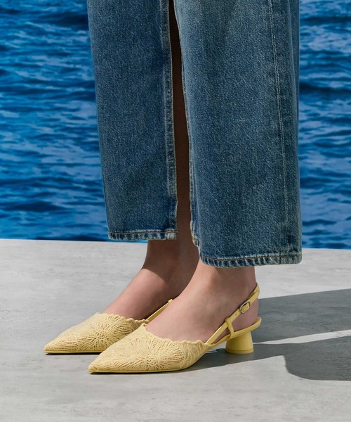 CHARLES ＆ KEITH（チャールズ&キース） パンプス クロシェ フローラル